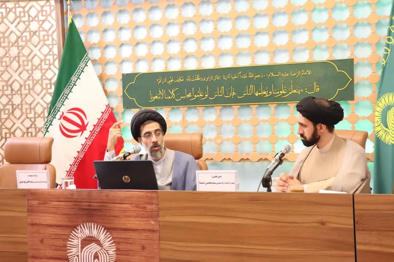 تقلیل حوزه به نهاد آموزشی به انزوای تاریخی روحانیت منجر می‌شود