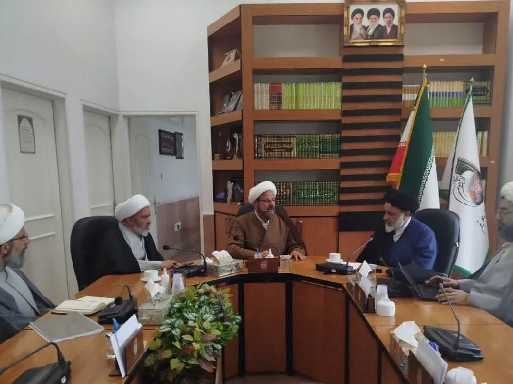 گزارشی از دیدار هیئت‌رئیسه مجمع نمایندگان طلاب با رئیس دفتر تبلیغات اسلامی