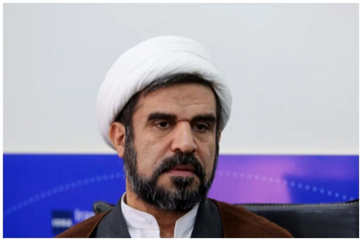 پیروی از سیاست‌های خصمانه آمریکا در شأن دولت و ملت مقاوم عراق نیست