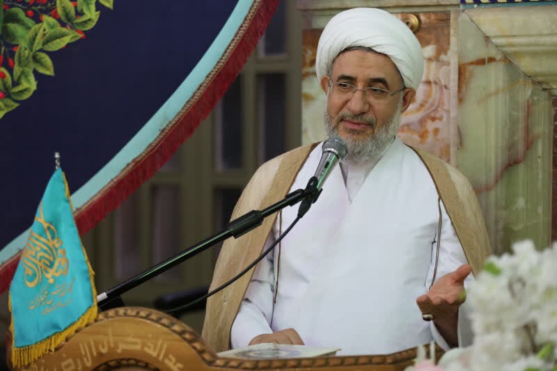 آیت‌الله اراکی: حکومت عراق با بستن راه زائران سرسپرده آمریکا شد