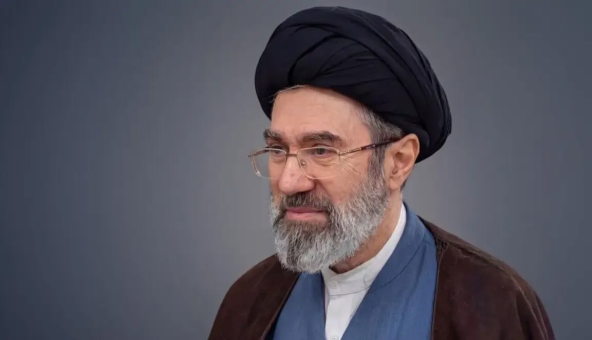 انتشار پیام رهبر انقلاب به ‌مناسبت هفته دفاع مقدس و سالگرد شهادت شهید نصرالله‌ تا ساعتی دیگر