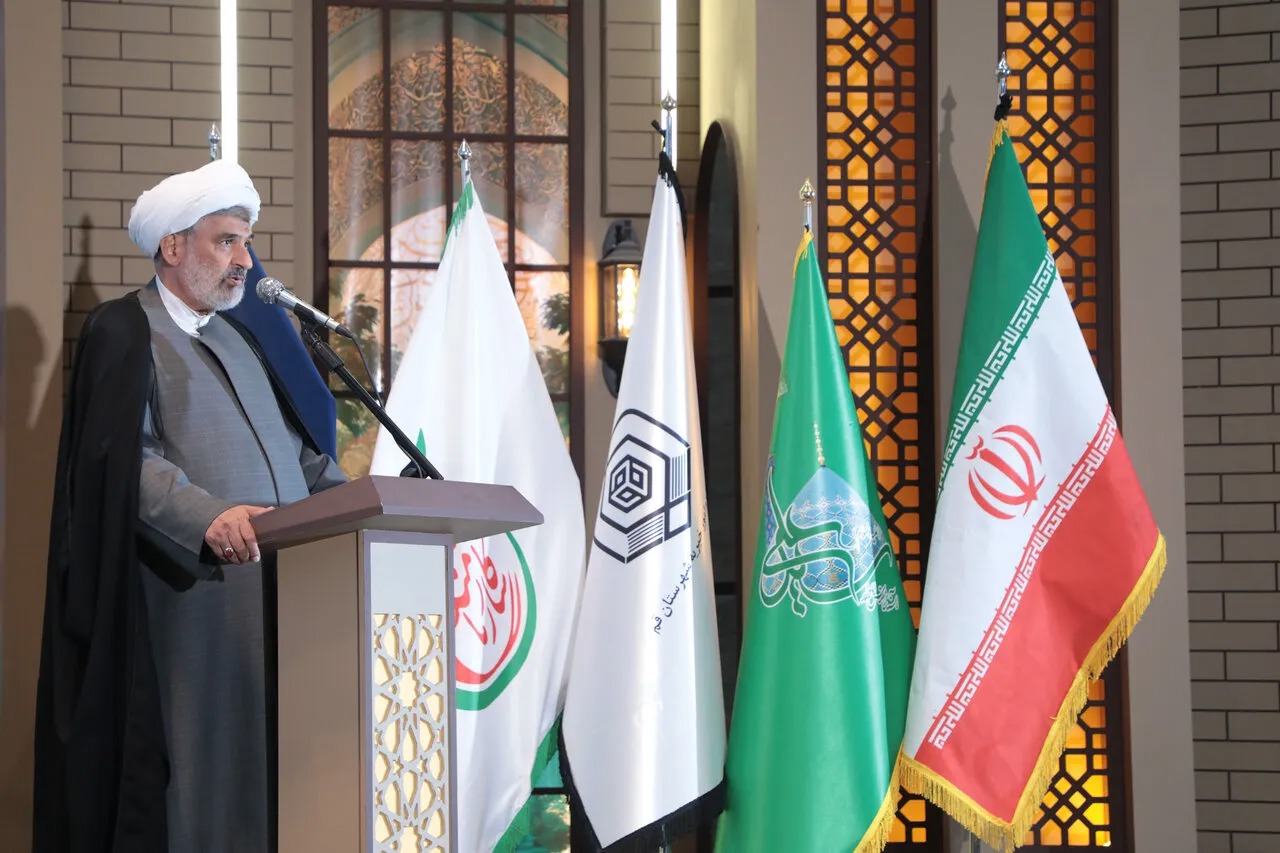 در برابر تجاوز و جنایت استکبار جهانی کوتاه نخواهیم آمد