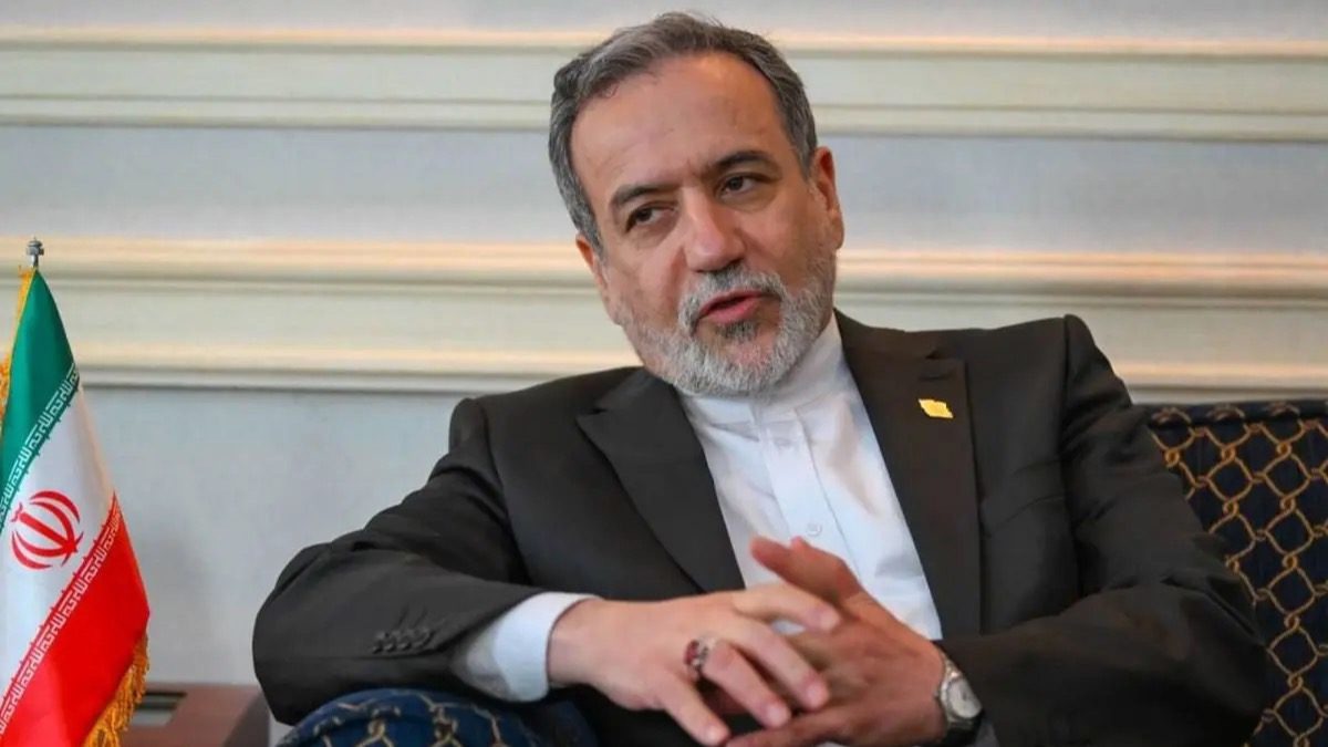 ادعای رویترز: عراقچی و میانجی‌ها در نیویورک می‌مانند تا مذاکرات را احیا کنند