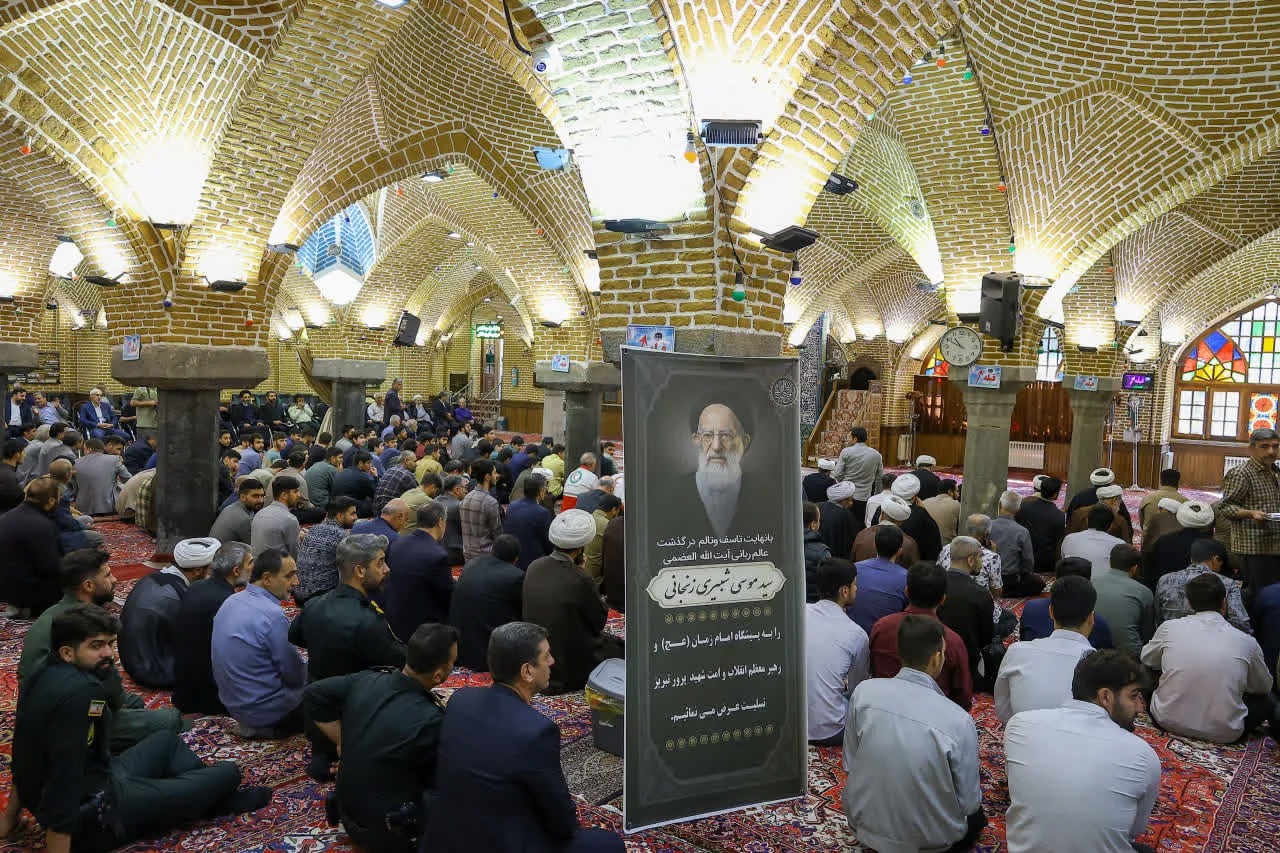 مراسم گرامیداشت آیت‌الله‌العظمی شبیری زنجانی در تبریز برگزار شد + عکس