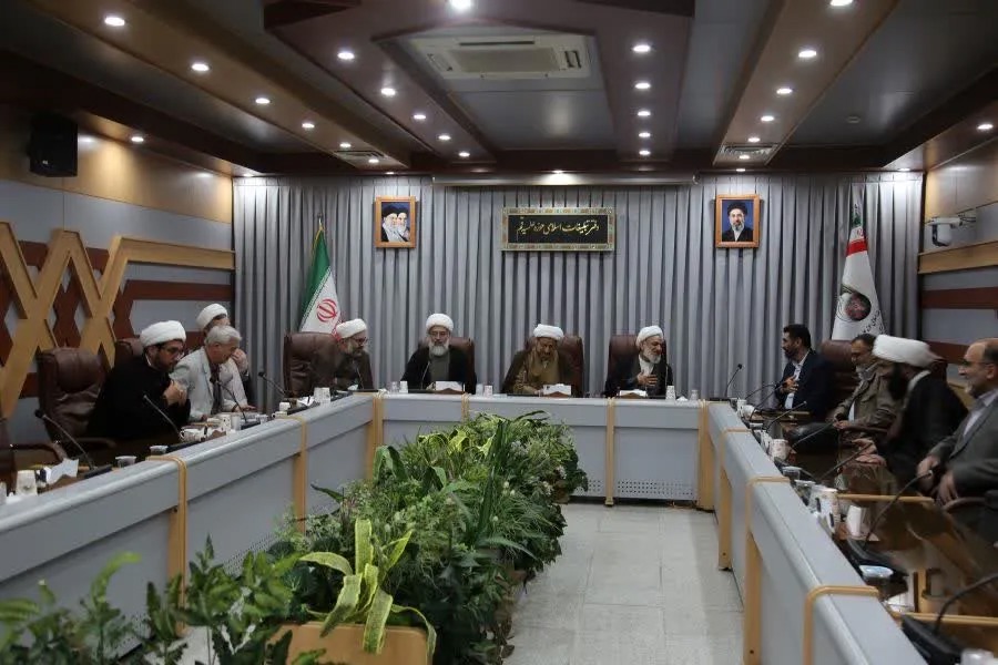 نشست مشترک اعضای کمیسیون فرهنگی مجلس با مدیران ارشد دفتر تبلیغات اسلامی