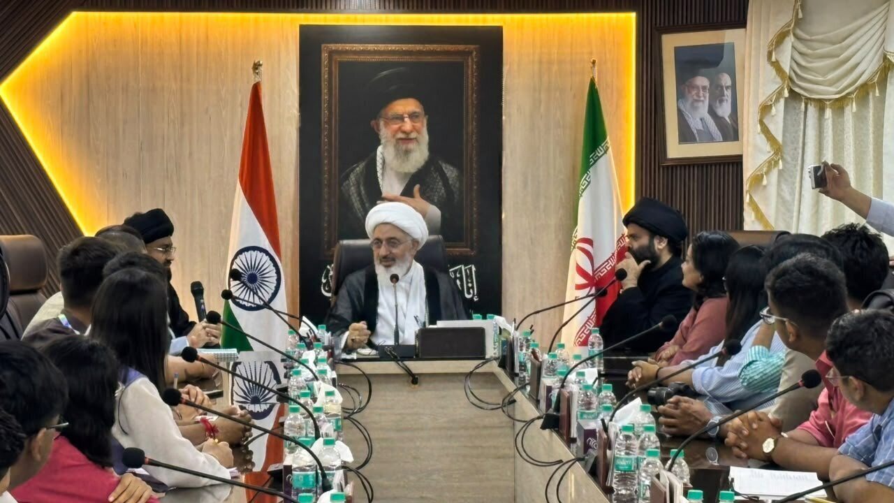 نشست دانش‌آموزان هندی با رایزن فرهنگی ایران