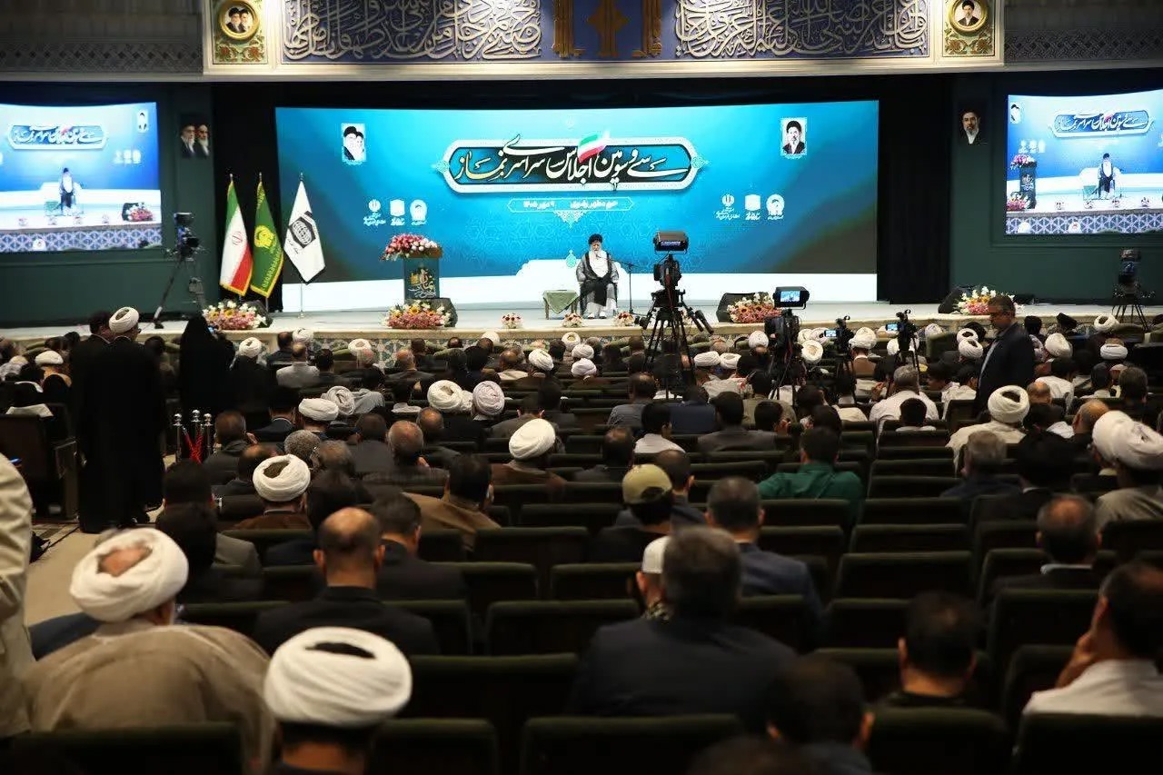 نماز زمینه‌ساز رسیدن به تمدن اسلامی است