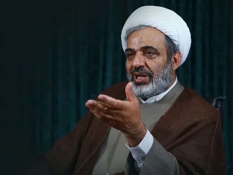 همکاری کشورهای اسلامی با دشمن نقض صریح فقه اسلامی است