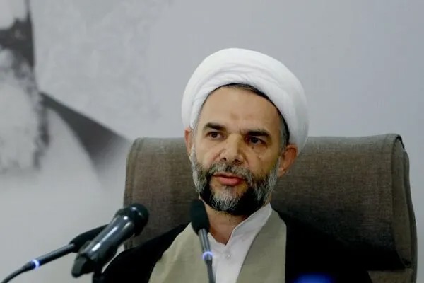 خلیلی: نگاه به اتباع نباید صرفاً تهدیدمحور باشد