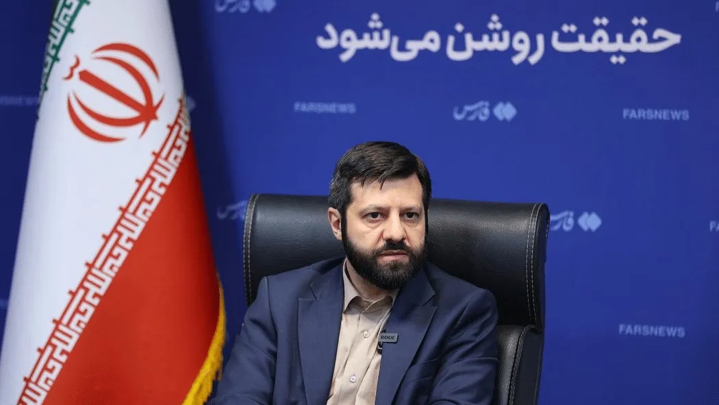 شرط التزام به ولایت فقیه را از آیین‌نامه جذب اساتید حذف کرده‌اند