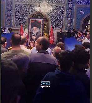 روایت تصویری از حضور عاشقان شهید خامنه‌ای بر مزار ایشان