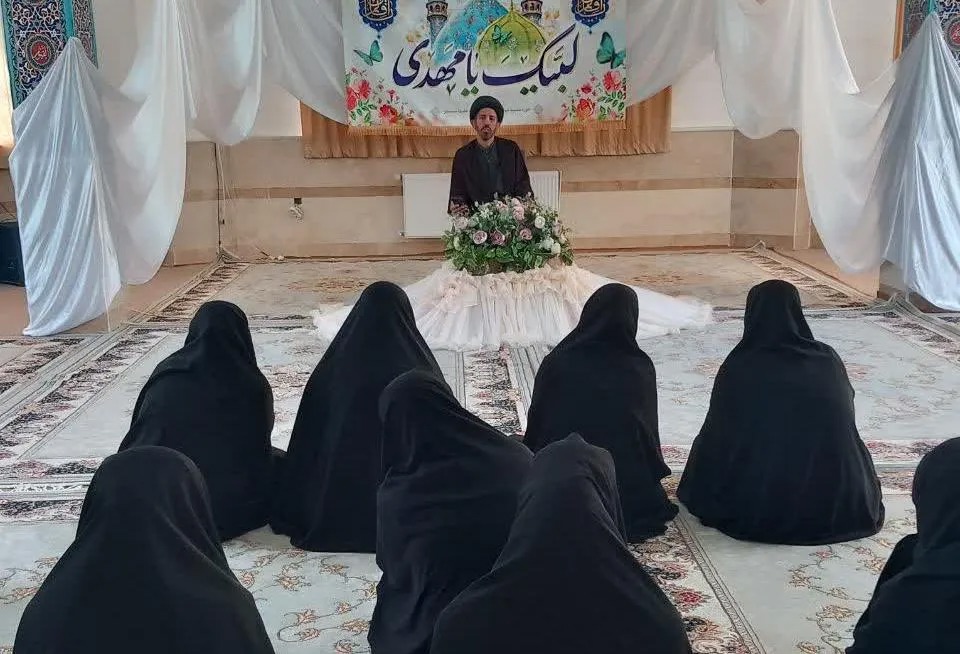 برگزاری جلسه اخلاق با محوریت علم و فضیلت علم از دیدگاه امام علی