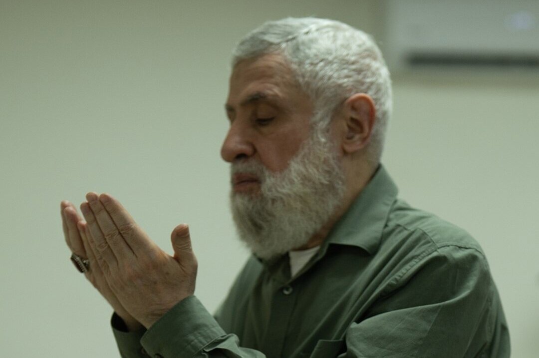 تصاویری جدید از شیخ نعیم قاسم دبیرکل حزب‌الله در محل اقامت