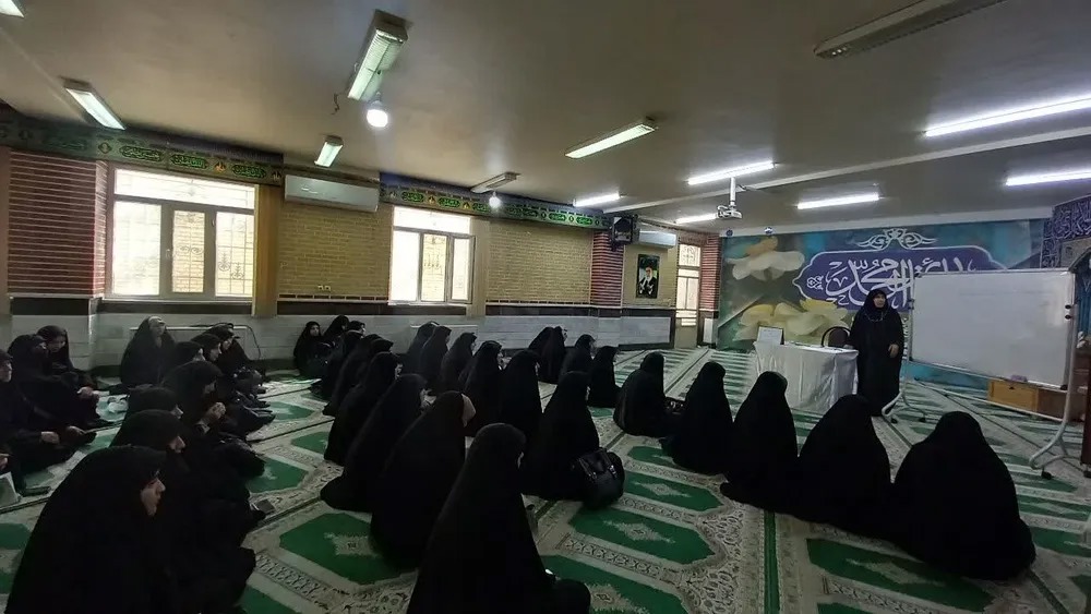 طلبه بدون پشتوانه علمی نمی‌تواند در میدان تبلیغ موفق باشد