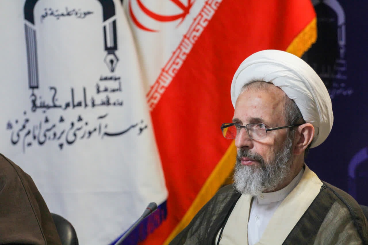 خون‌خواهی امام شهید واجب شرعی است/ تمام عاملان این جنایت مهدورالدم‌ند