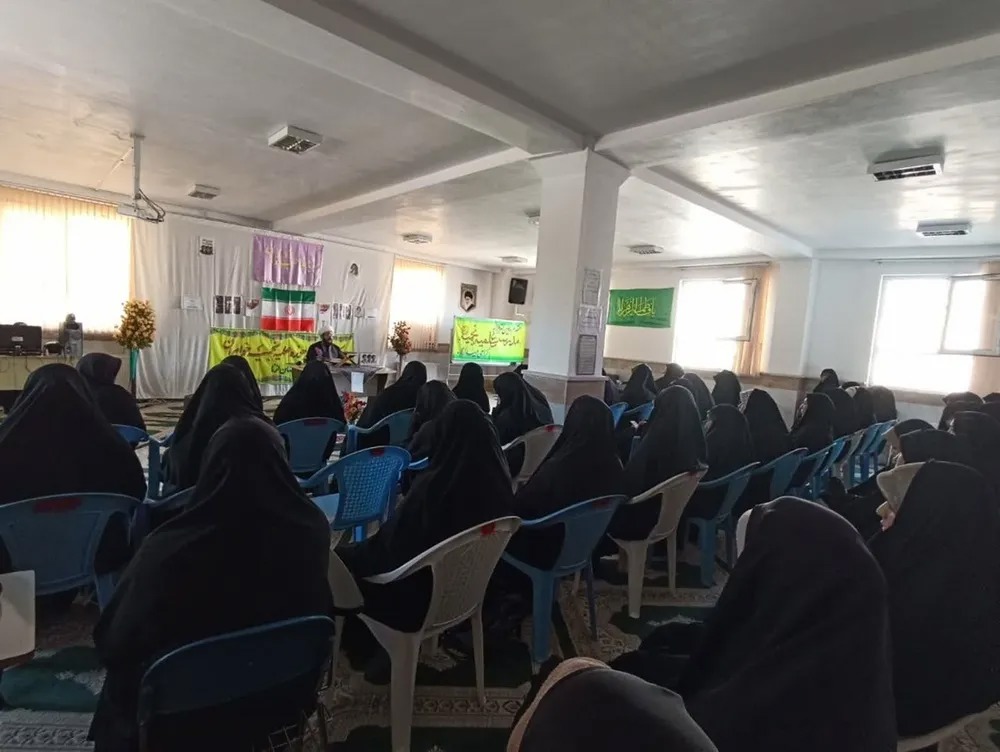 افتتاح مرکز «معارف اسلام ناب» در مدرسه علمیه حضرت نجمیه ازنا