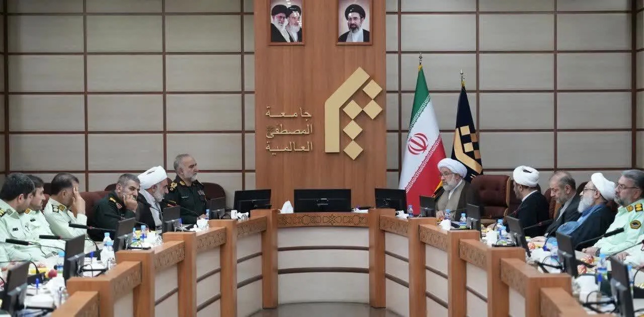 تقدیر رئیس جامعه المصطفی از حافظان امنیت