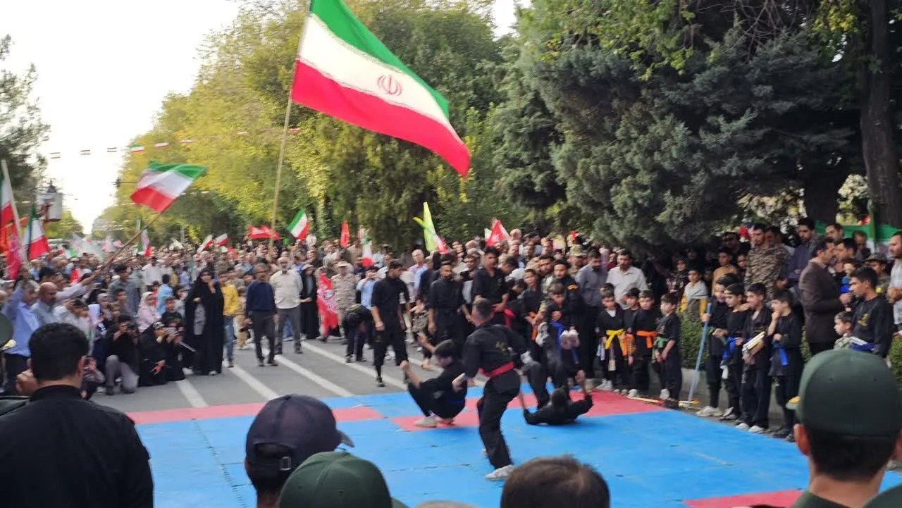 پیام قدردانی مسئولان چهارمحال و بختیاری از حضور حماسی مردم در رزمایش «جانفدایان بام ایران»