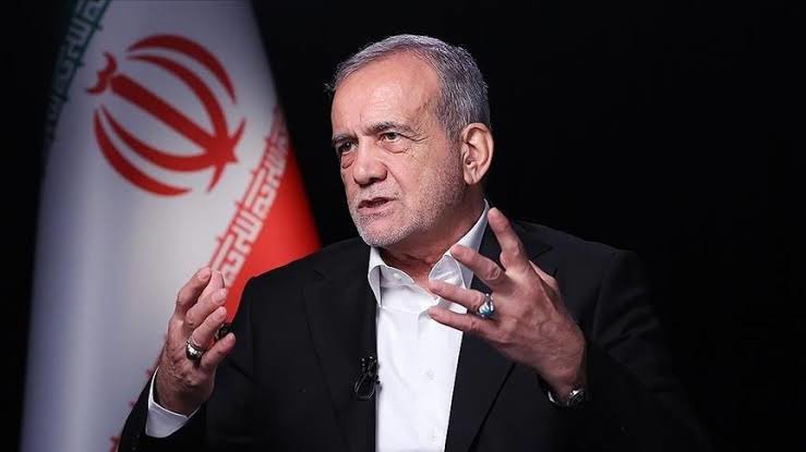 رئیس‌جمهور: بحران‌های منطقه‌ای دیگر در مرز کشورها باقی نمی‌مانند