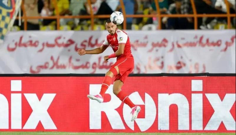رفع یک سوءتفاهم در مورد مدافع پرسپولیس!