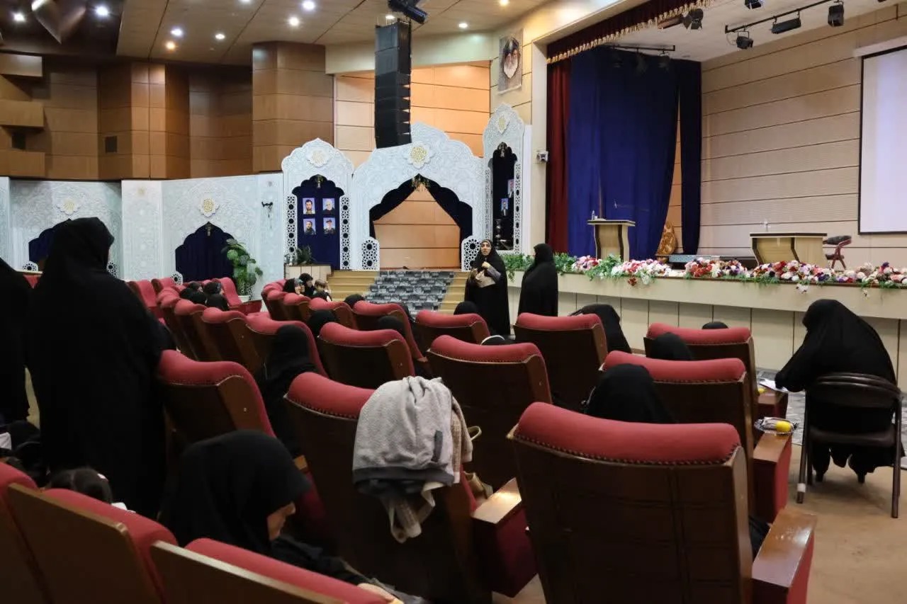 برگزاری نشست تخصصی همسران ائمه جمعه آذربایجان‌شرقی با محوریت ارتقای فعالیت‌های فرهنگی