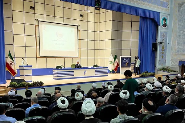 تجلیل از حکیم فرزانه حوزه در قم؛ بزرگداشت علامه حسن‌زاده آملی