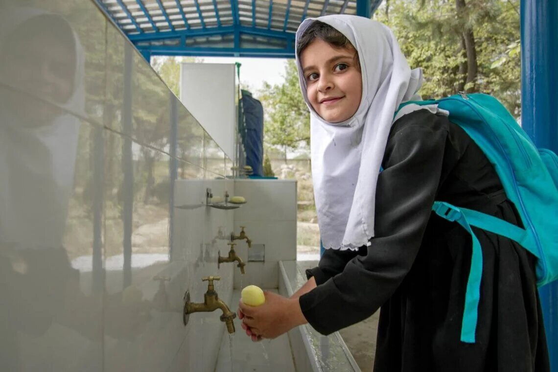 آب پاک و صابون؛ ساده‌ترین سد در برابر بیماری کودکان افغانستان