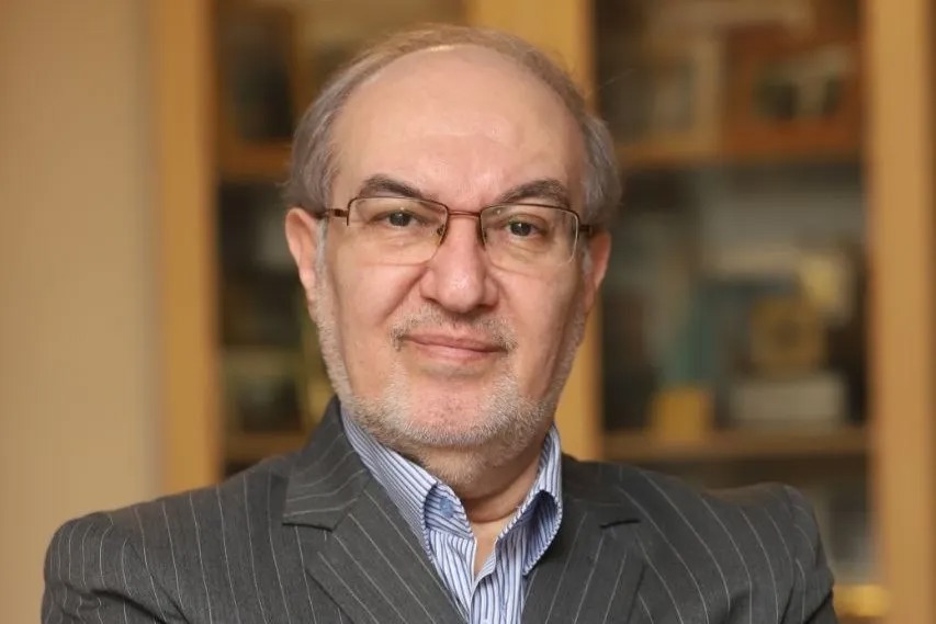 آثار علامه حسن‌زاده آملی شایسته معرفی گسترده‌تر به زبان‌های اروپایی است