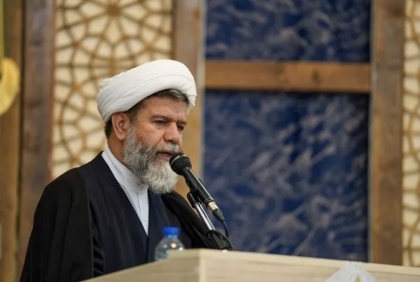 انتقاد خطیب جمعه شیراز از صدور مجوز کنسرت های هنجارشکن