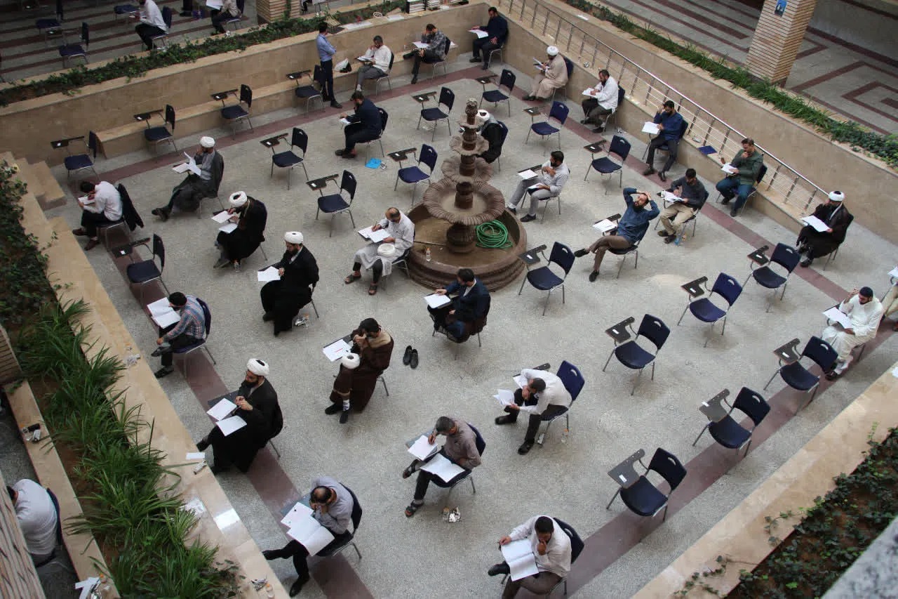 آزمون دکتری دانشگاه معارف اسلامی با رقابت ۵۶۳ داوطلب برگزار شد
