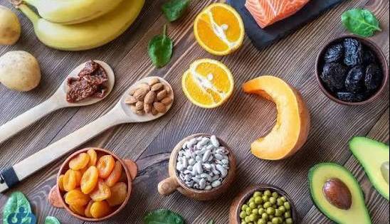 ۵ ماده غذایی سرشار از پتاسیم برای کمک به کنترل فشار خون
