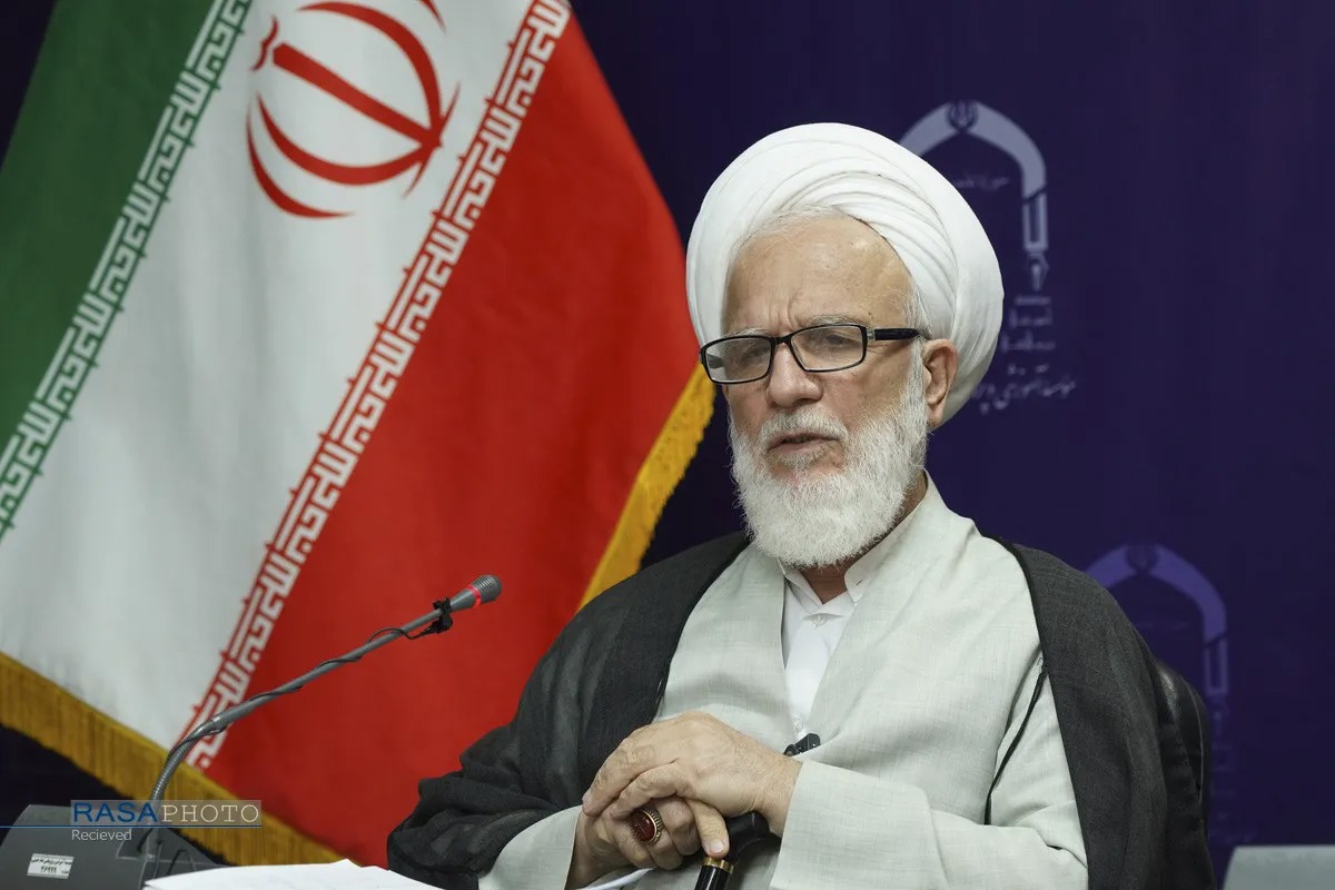 امنیت جامعه حق‌الله است و محاربان خارجی مشمول اشد مجازات می‌شوند