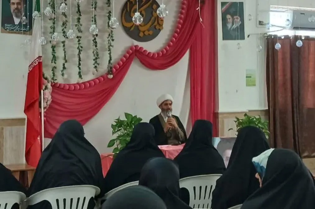 برگزاری مراسم تجلیل از دانش آموختگان مدرسه علمیه فاطمیه لامرد