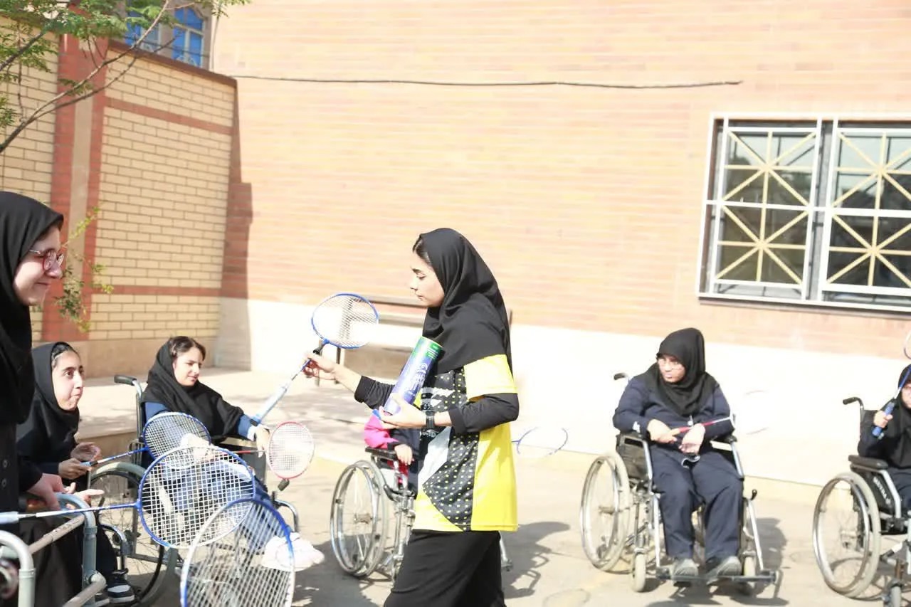زنگ ورزش و مهربانی در مدرسه استثنایی مسعودیان قم