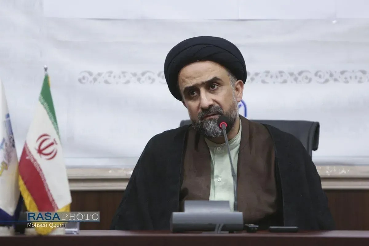 ضرورت بازبینی نظام حکمرانی تبلیغ دینی و رفع موازی‌کاری‌ها میان نهادهای حوزوی
