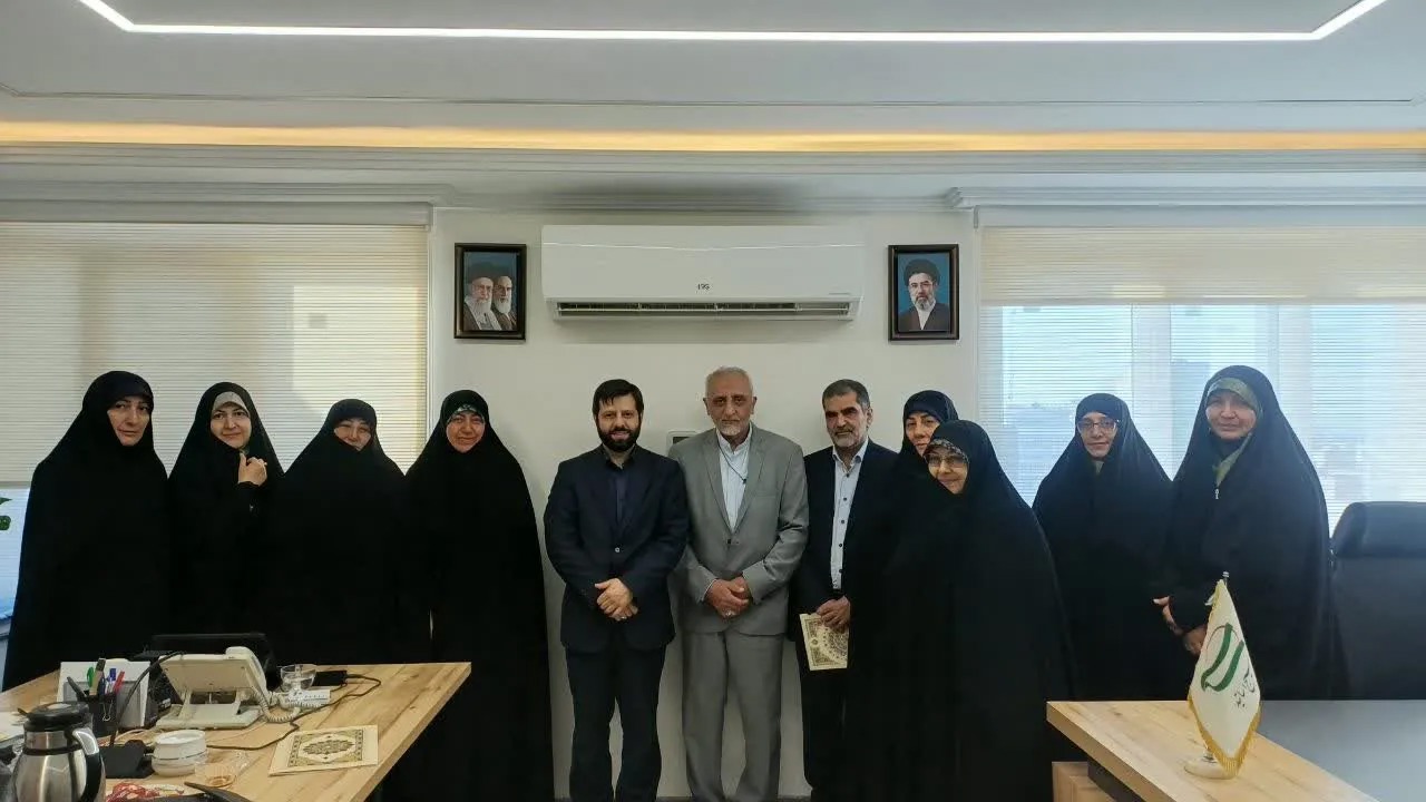 از بازسازی هویت تا پیشگامی در بعثت مردمی و تمدن‌سازی