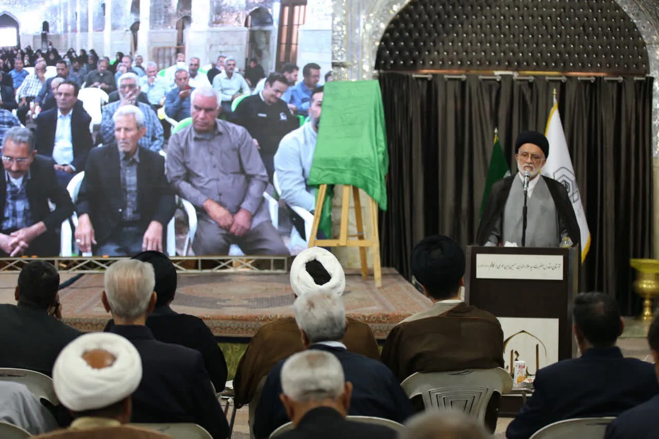 خدمت به بقاع متبرکه موجب خیر دنیا و آخرت است