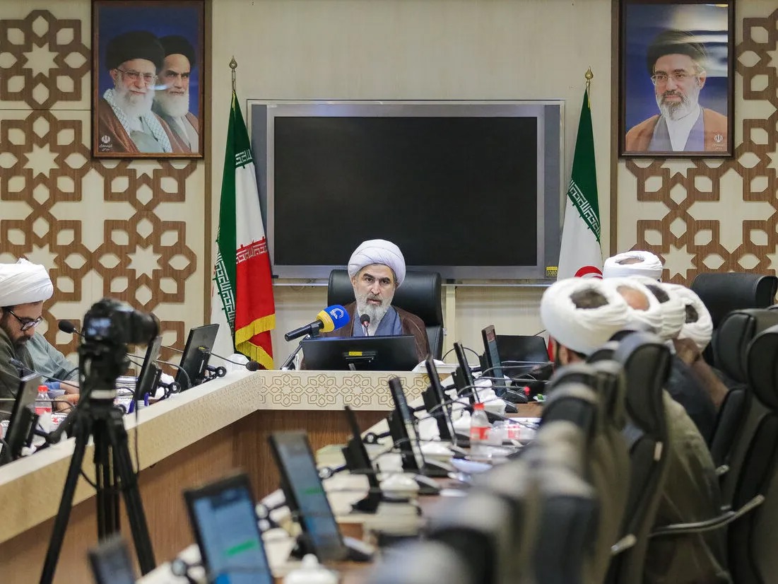 از نظام آموزشی جامع تا مسیرهای تخصصی؛ دیدگاه مدیران مدارس علمیه قم درباره تحول حوزه