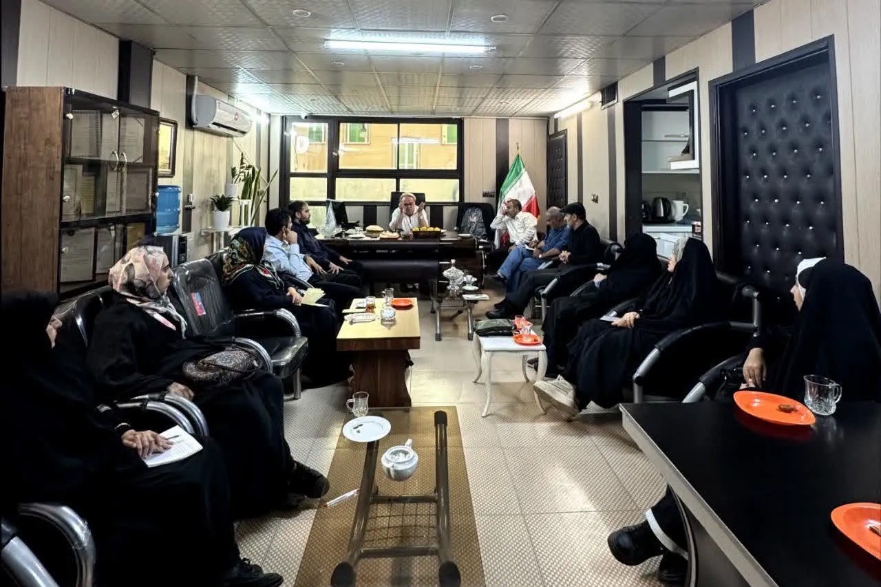 میزبانی انجمن داستان‌نویسان کانون نویسندگان قم از راوی روزهای اسارت و مقاومت
