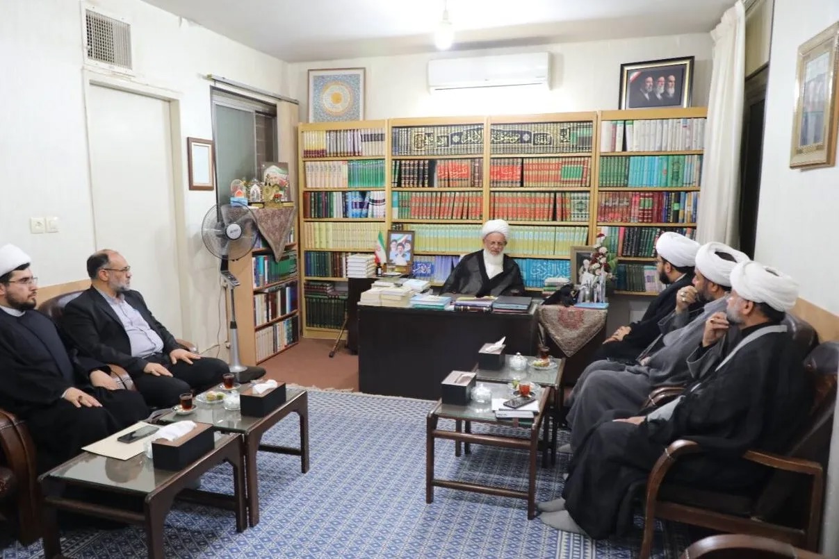 از کاهش هزینه بیمه تکمیلی طلاب تا پیشنهاد سفر تشویقی برای طلاب ممتاز