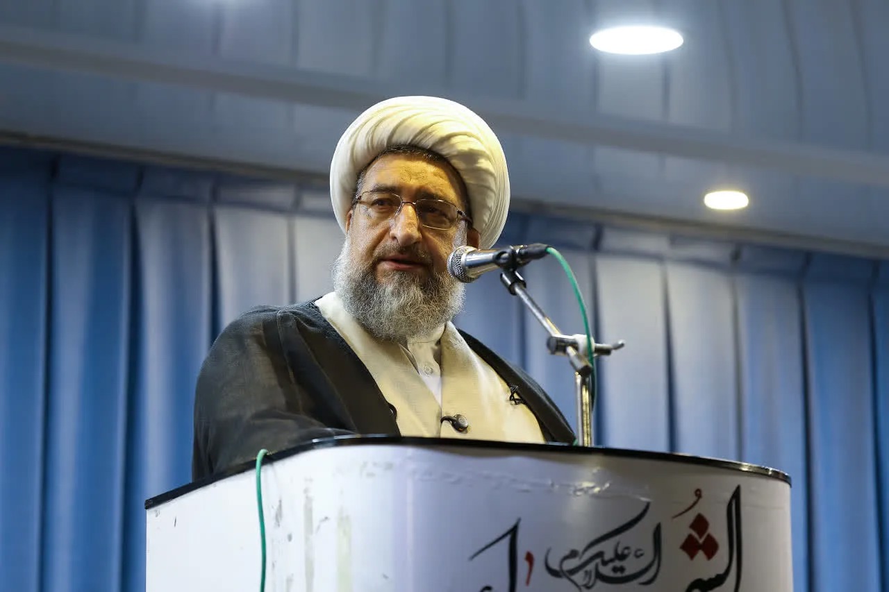 استقامت ملت ایران تجلی‌گاه پیوند ناگسستنی امت با ولایت است