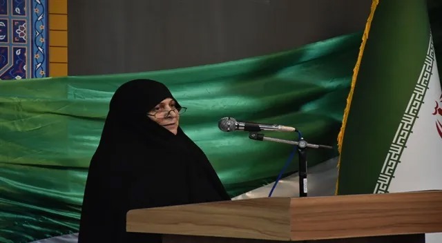 بانوی طلبه باید معارف دینی را عمیق، روشمند و مسئولانه به جامعه منتقل کند