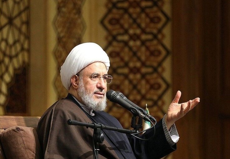 پیام آیت‌الله اراکی به رهبران سیاسی عراق: تسلیم در برابر سیاست‌های آمریکا خروج از دایرۀ ایمان و پایمال کردن استقلال است