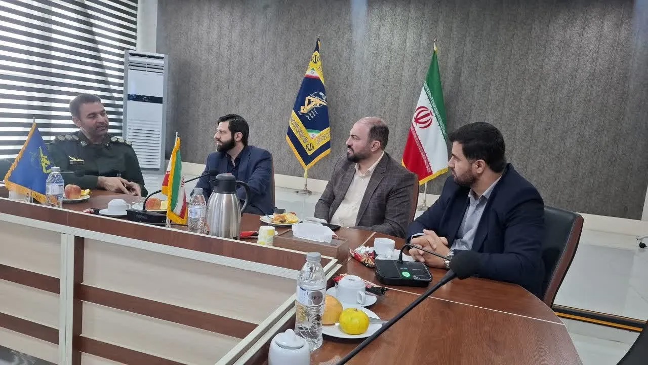 بازدید پیشوایی از پارک ملی هوافضا/ تاکید بر پیوند بازدیدهای دفاعی با توانمندسازی اساتید
