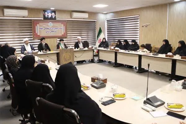 آیین اعطای مدارک تخصصی به حفاظ قرآن کریم در تبریز برگزار شد
