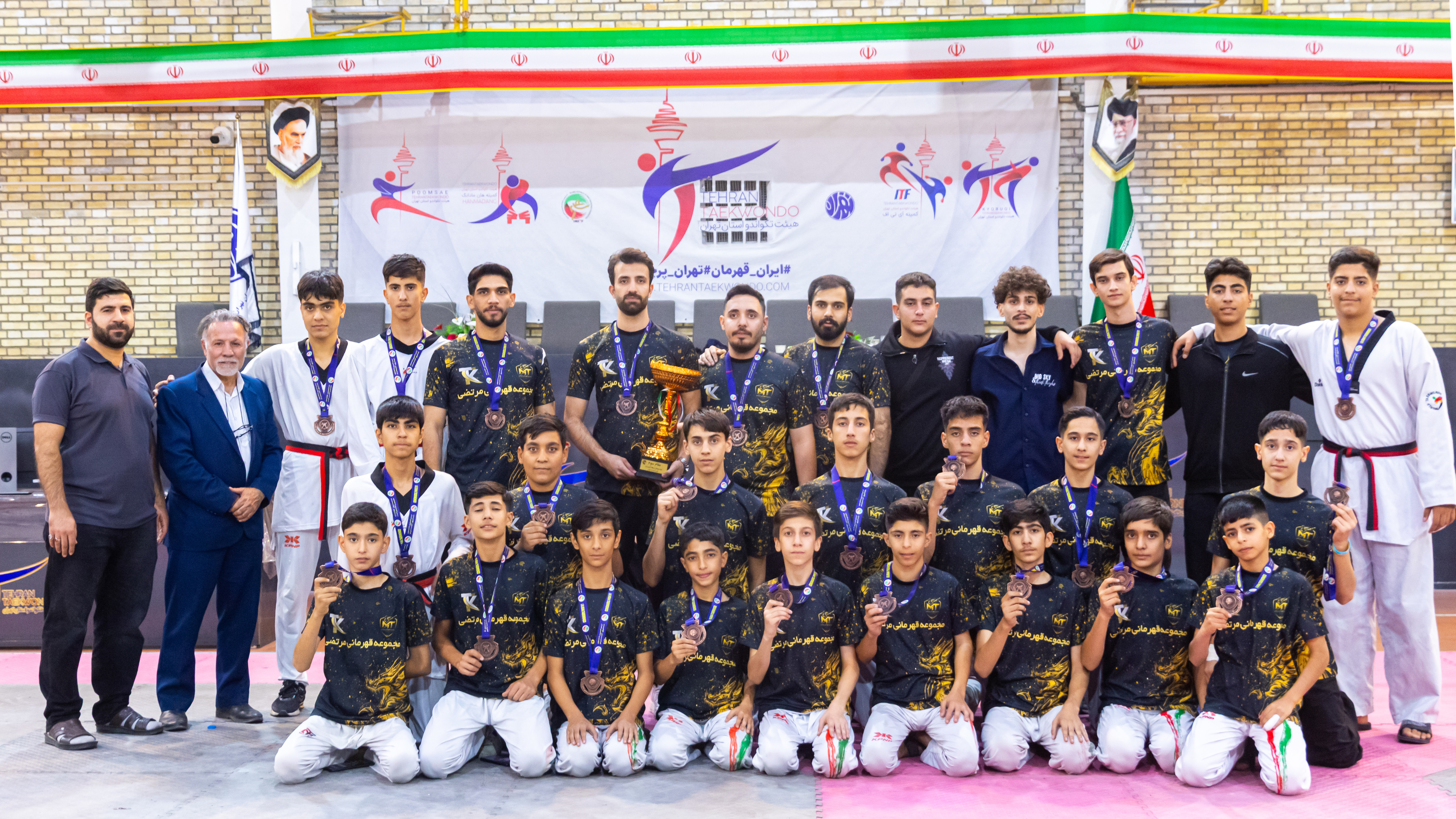 «مجموعه قهرمانی مرتضی» قم بر سکوی سوم لیگ کشوری تکواندو ایستاد